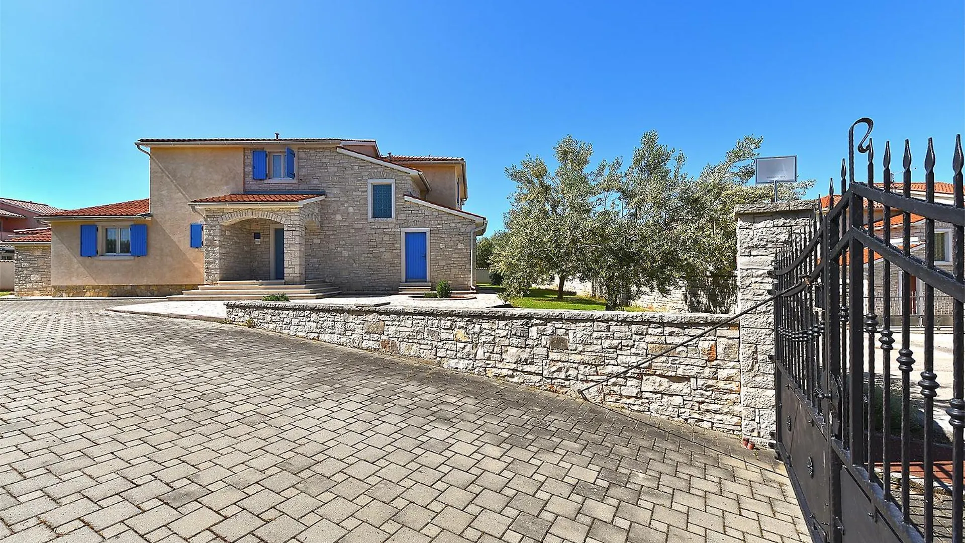 House Golubovo 2326 Villa Mednjan Holiday home
